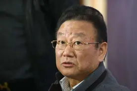 歌手蒋大为：为女儿买房拼老命，不惜回国捞金，却身陷“丑闻”图片