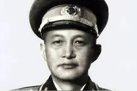 都知道，洪学智是六星上将，那么还有两位五星上将，你知道是谁吗图片