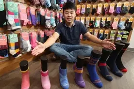 台湾游学 | 他如何用六年从摆地摊成为两亿营收除臭袜大王？图片