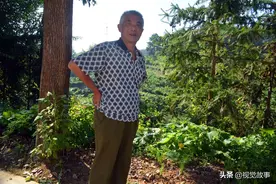 大爷30年前把儿子培养成才，如今儿子1周回1次家，老伴称客气图片