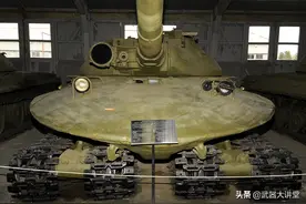 上个世纪50年代的苏联怪兽，能抵抗核爆炸，配备空调和红外夜视仪图片