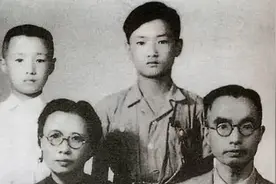 《荷塘月色》涉黄、《背影》违反交规，朱自清的文章为何被曲解?图片
