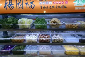 年赚上亿加盟费，“杨国福们”仍难逃卫生、山寨困局？图片