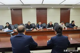 市市场监管局开展清理整治网络销售和宣传“特供”、“专供”标识商品专项行动图片