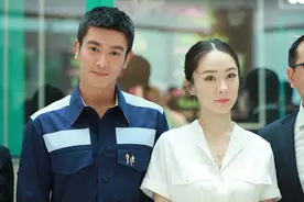 老公宠她如公主，儿子捧她当女王，四个故事看透霍思燕的婚姻智慧图片