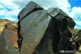甘肃景泰，戈壁荒原上的太阳岩画，它是古羌人留下的图腾吗？图片