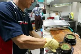 繁华的首尔，有多少个狗肉市场？图片