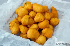北方人都爱的鸡蛋泡泡，不用揉面不用搓，筷子搅一搅就搞定图片