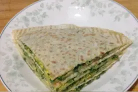 妈妈做的菜饼，简单又好吃，一锅根本不够吃图片