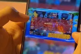 16岁少女沉迷于手机游戏，3个月充值近10万元：玩上瘾了，家长要求退款被拒图片