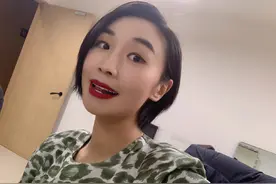 脱口秀演员小鹿遇台下搭茬无法控场，怒斥德云社培养素质低的观众图片