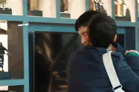 白敬亭马思纯吻戏互咬？白敬亭被亲得满脸羞涩，气氛暧昧太般配图片