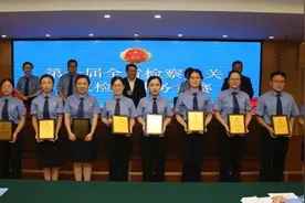 向标兵能手看齐 | 行远自迩，笃行不殆；踔厉奋发，不负韶华——历下区检察院郇敏图片