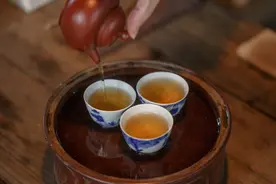 血压高的人注意了，这样喝茶可以降血压图片