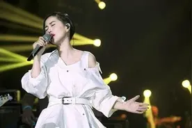 谭维维冷嘲热讽流量明星，韩红却公开力挺流量明星：我敬佩他们图片