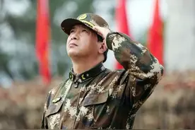 2006年，荣获感动中国年度人物的独臂英雄丁晓兵，现在怎么样了？图片