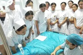 先上岗后拿证，这届护理学生史上最惨图片