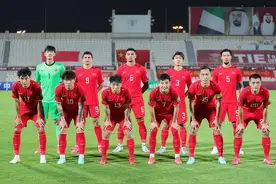 国足又输了，写了首诗然后再随便聊聊心中的看法图片