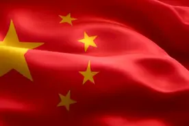 晨读 | 敬礼！国旗图片