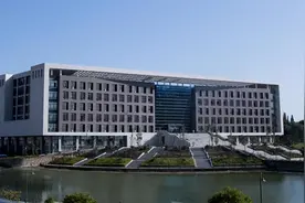 一场“辣眼”的初中同学聚会之后，我屏蔽了班级群图片