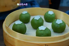 超简单的青团做法，不用糯米粉不用艾叶，20分钟做一盘，好吃图片