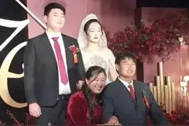 陈亚男再度回应离婚，朱小伟首次出镜精神抖擞，网友鼓励重新开始图片