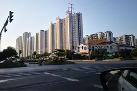 汤阴县中华路两侧发展最好吗？图片