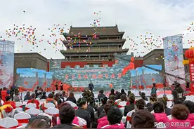 “秀美长城”旗袍秀总决赛在忻州举行图片