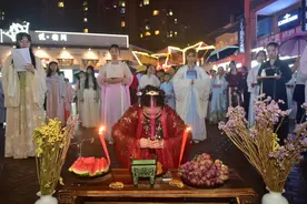 八月十五中秋节，记住“男不拜月”，老传统要懂，别闹出笑话了图片