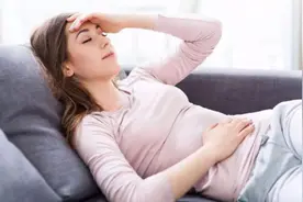 月经即将“离开”时，会给身体发出3个暗示，女性不妨提前了解下图片
