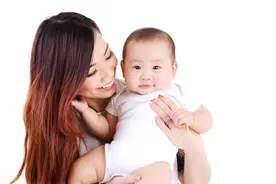有奶就是娘，想知道宝宝是离不开奶还是娘？看完这个实验就明白了图片