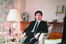 他30岁被70岁的美国富婆看上，婚后67天继承70亿，活成男人的偶像图片