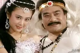 1990《封神榜》，最美妲己吸毒入狱，土行孙竟靠低保度日？图片