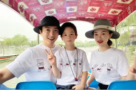霍思燕二胎女儿疑首次曝光，代孕花百万生女儿？网友：早有迹可循图片