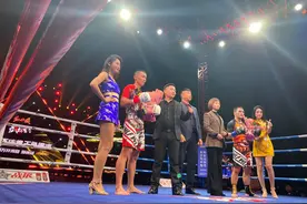 战报‖阿福搏击李涛武林风再下一城图片