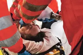 每天有3000人睡觉猝死，躺着睡觉的人类有什么致命危险？图片