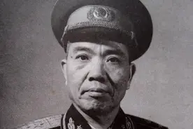 湘江战役34师绝命阻击，为中央红军留下革命种子，幸存团长成中将图片