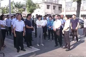 区长高雁调研房屋安全隐患集中整治工作并主持召开现场会图片