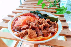 在家做红烧牛肉面，成本只需8块钱，看起来就让人有食欲图片