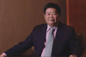 不识字的陈凤英，四句话让曹德旺砍断桃花，到底说了什么？图片