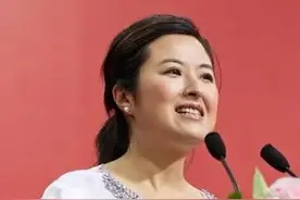 狠人张泉灵：北大学霸，央视记者，还报道阿富汗战争、非典、地震图片
