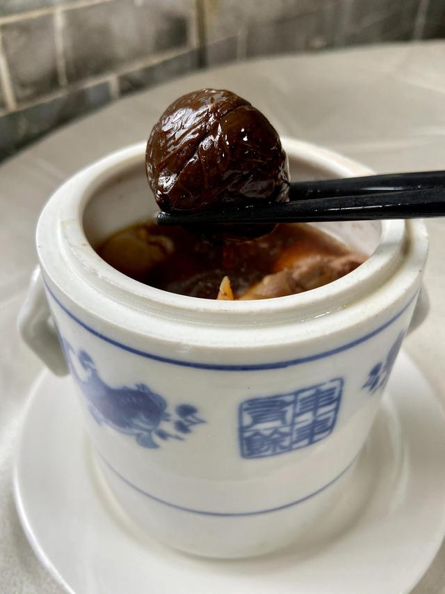 黑蒜花胶汤的好處 2026年黑蒜花胶汤的好处与功效 黑蒜花胶汤的好處 2026年黑蒜花胶汤的好处与功效