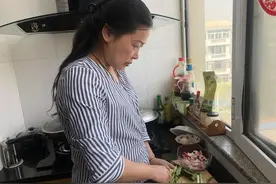 军嫂到警嫂 默默撑起半边天图片