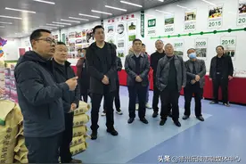 重庆市秀山县溶溪镇领导来我市考察图片