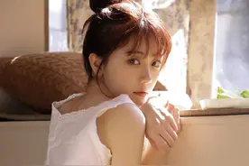 夏日清爽亮丽小姑娘丸子头时尚写真，青春可爱图片