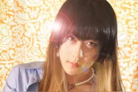 27岁男星姜思达穿蕾丝袜！动作妩媚留长发，眼神魅惑太勾人图片