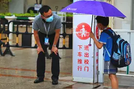 走错教室，找不到座位，“神兽”们闹乌龙啦！图片
