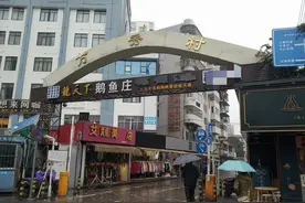 走进广西南宁最大城中村万秀村，多少人的青春都在这里度过了图片