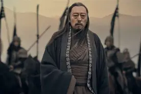 司马懿早已识破空城计，为什么还要撤军？诸葛亮：不撤就是死图片