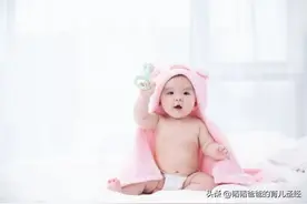 喜欢和宝宝亲密接触，先学会“三摸五不摸”，孩子越摸越聪明图片